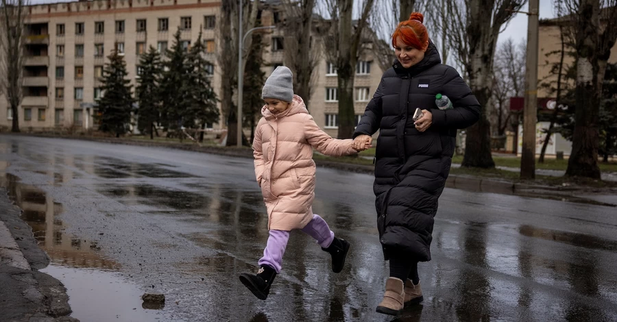 На Украину надвигаются дожди, но в ряде областей 19 октября будет тепло