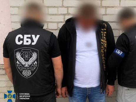 В Киеве задержали рецидивистов, которые по заказу РФ планировали взорвать здания ТЦК