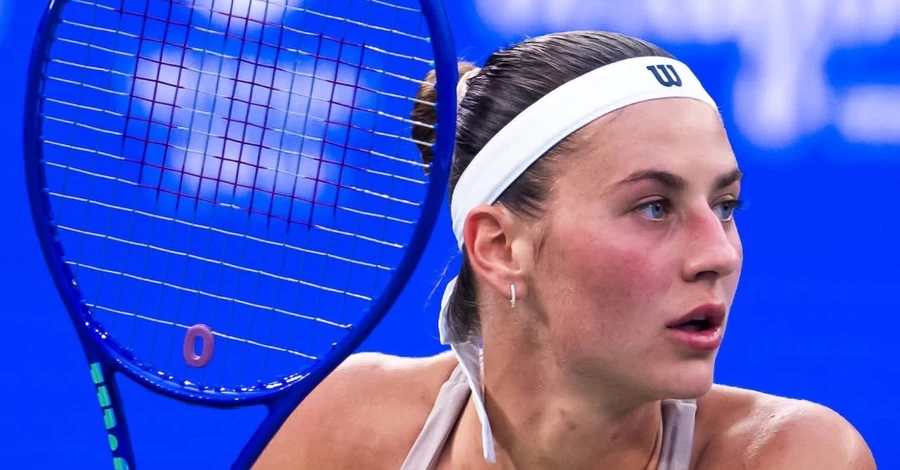 Марта Костюк досрочно завершила матч 1/8 финала на турнире WTA 500