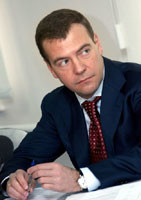 Медведев заявил, что он удлинил президентский срок «лет на тридцать-пятьдесят»  
