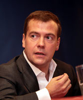 Медведев поведал отчего Россия умереть может 