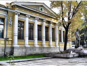 В Днепропетровске затопило исторический музей 