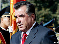 Президент Таджикистана едет на Львовщину к могиле брата 