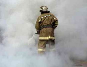 В Запорожье из большого пожара спасли 13 человек, 1 погиб 