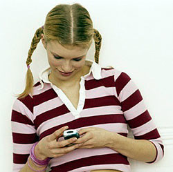 Девочка-подросток поставила рекорд по количеству смс-ок 