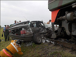 Два человека погибли под поездом Харьков - Чернигов 