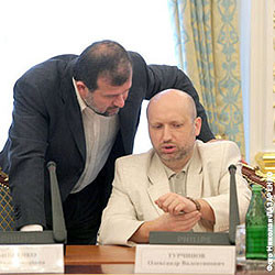 Турчинов посоветовал Балоге унитазы чинить, а не о Тимошенко разговаривать 