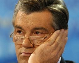 Виктор Ющенко не будет разрывать договор Тимошенко с Путиным 