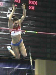 В Донецке Исинбаева установила два мировых рекорда подряд ФОТО