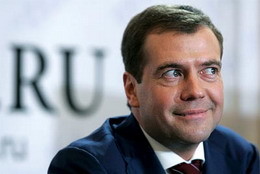 Дмитрий Медведев – самый популярный мужчина в России. Обама - третий 