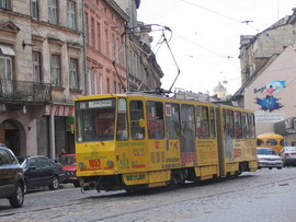 Трамваи и троллейбусы будут возить пассажиров до 23.00 