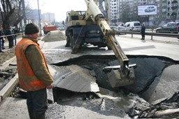 Улицу Гетьмана в Киеве перекрыли ФОТО