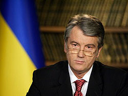Украинцы проведут вечер перед телевизором в компании Ющенко 