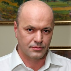 Мэр Ужгорода обезвредил неизвестного, который пытался его убить 