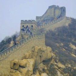 Учёные установили, что Китайская стена длиннее на пару тысяч километров 