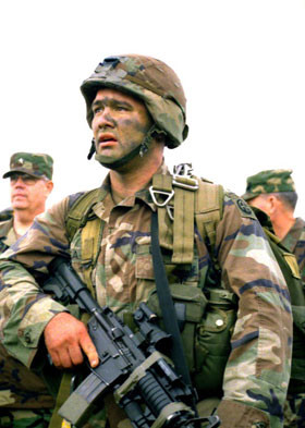 НАТО научит Саакашвили воевать с «северной» армией 