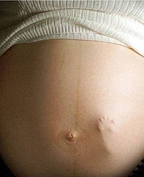 Ученые проверили, какие приметы о беременности работают, а какие – миф 