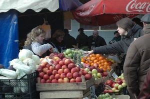 Санстанция призывает опасаться стихийных рынков  