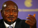 Президент Уганды зовет африканцев слетать на Луну 