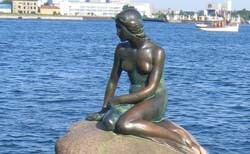 Статуя Русалочки уезжает из Копенгагена в Шанхай 