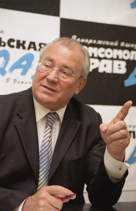 Карташов учил киевских чиновников проводить выборы 