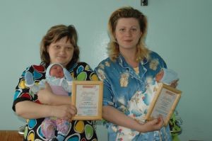 25 малышей родились в один день с «Комсомолкой»  