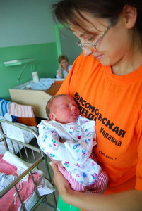 19 малышей в Запорожье родились в один день с «Комсомолкой»  