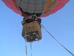 В Турции упал воздушный шар с туристами 