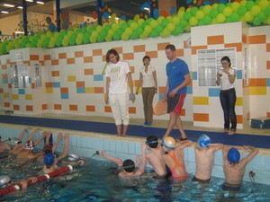 Клочкова и Силантьев учили детей плавать... на суше  