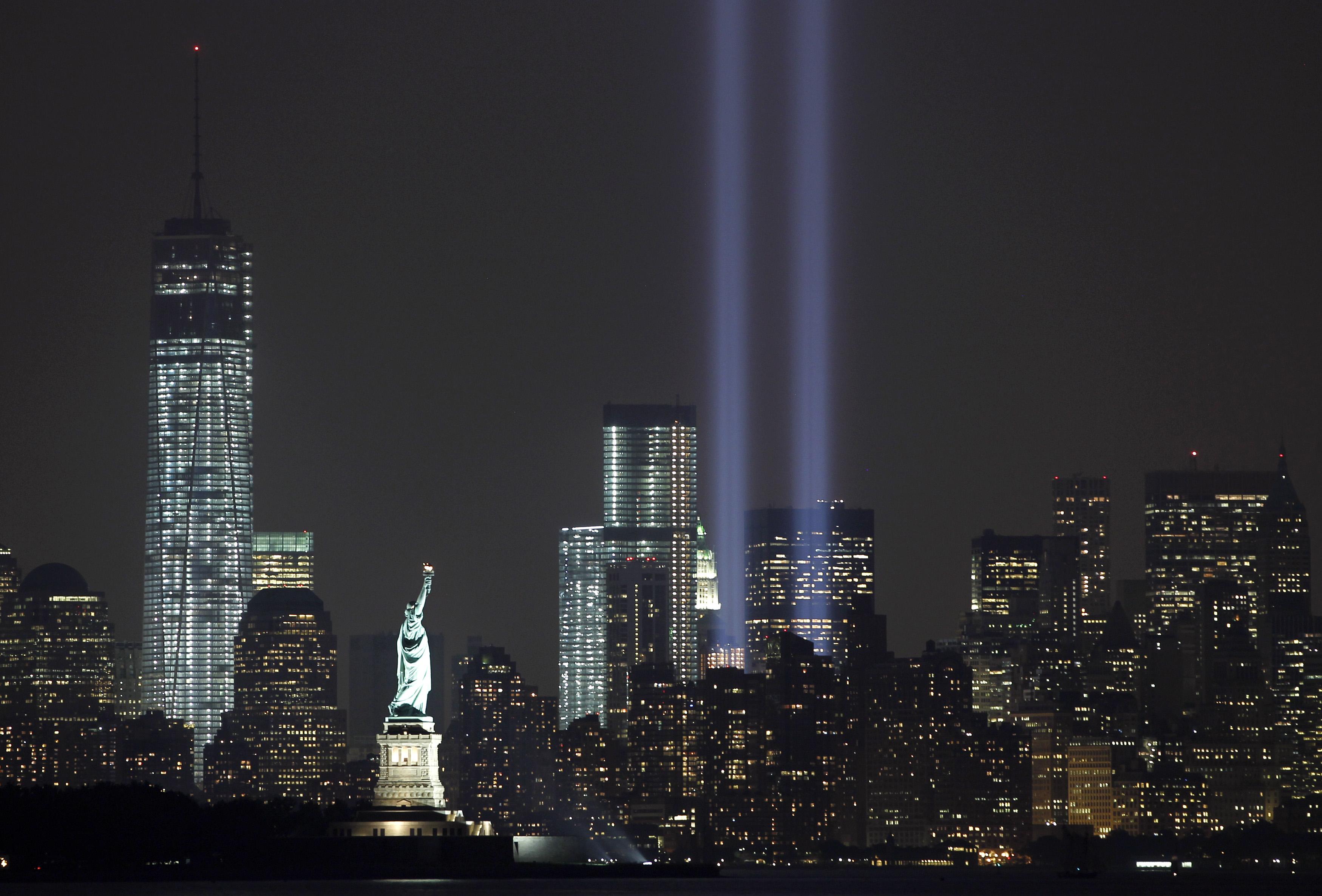 9 11 game. Башни Близнецы в Нью-Йорке. Башни-Близнецы 11 сентября 2001. Нью Йорк 9 11. США Нью-Йорк 2001.