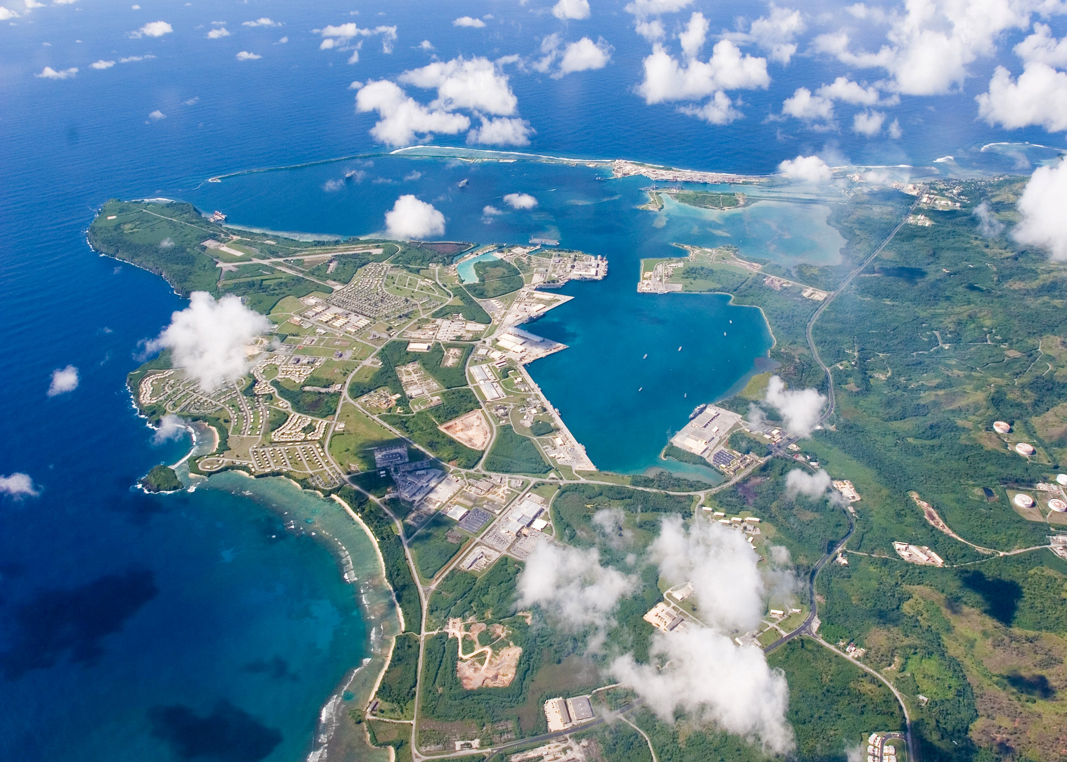 Guam. Военно-морская база США Гуам. Остров Гуам. База ВМС США 