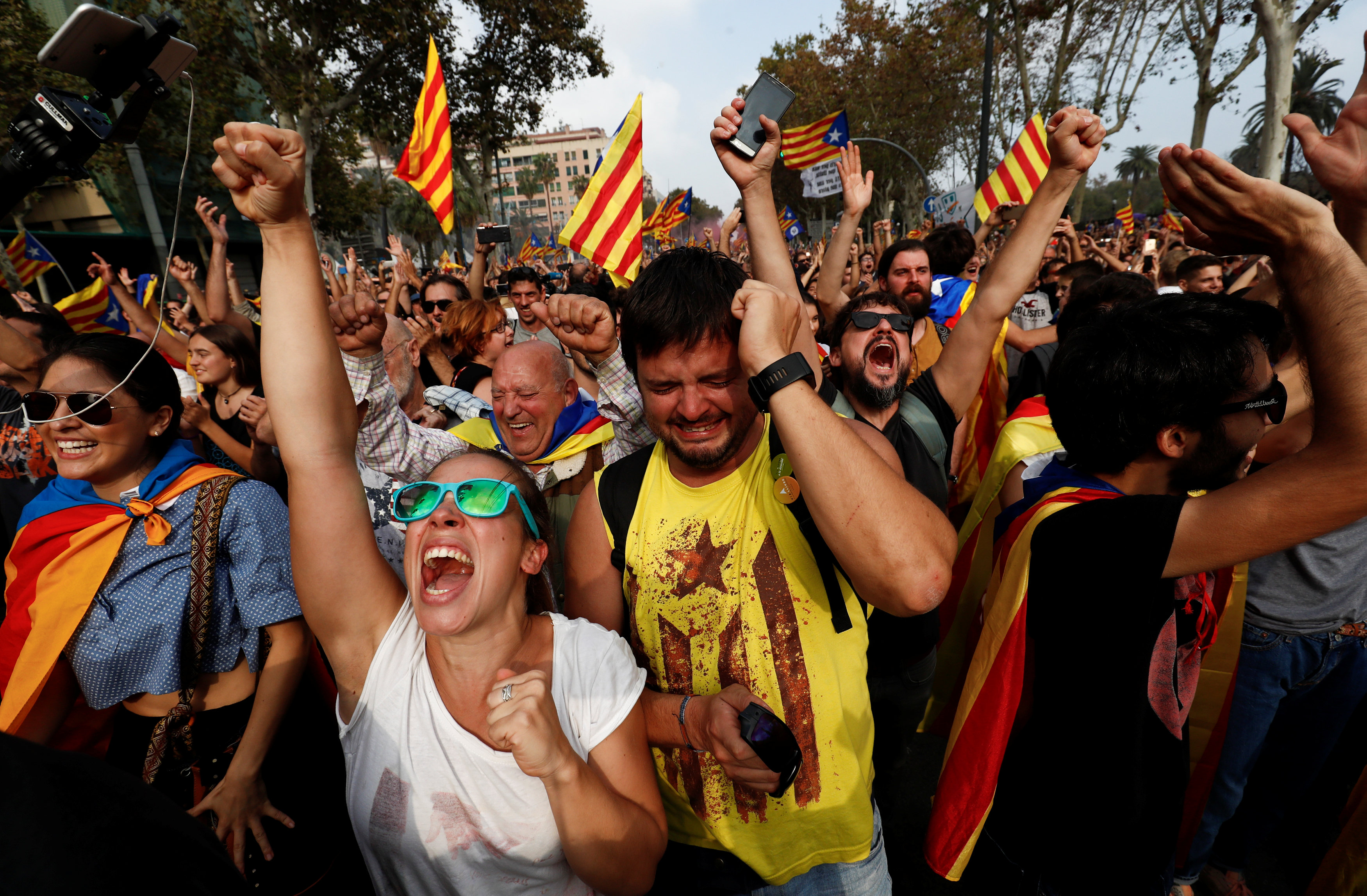 Особенности населения испании. Каталонцы в Испании. Каталонцы народ в Испании. Каталонцы и испанцы. Испанцы жители.