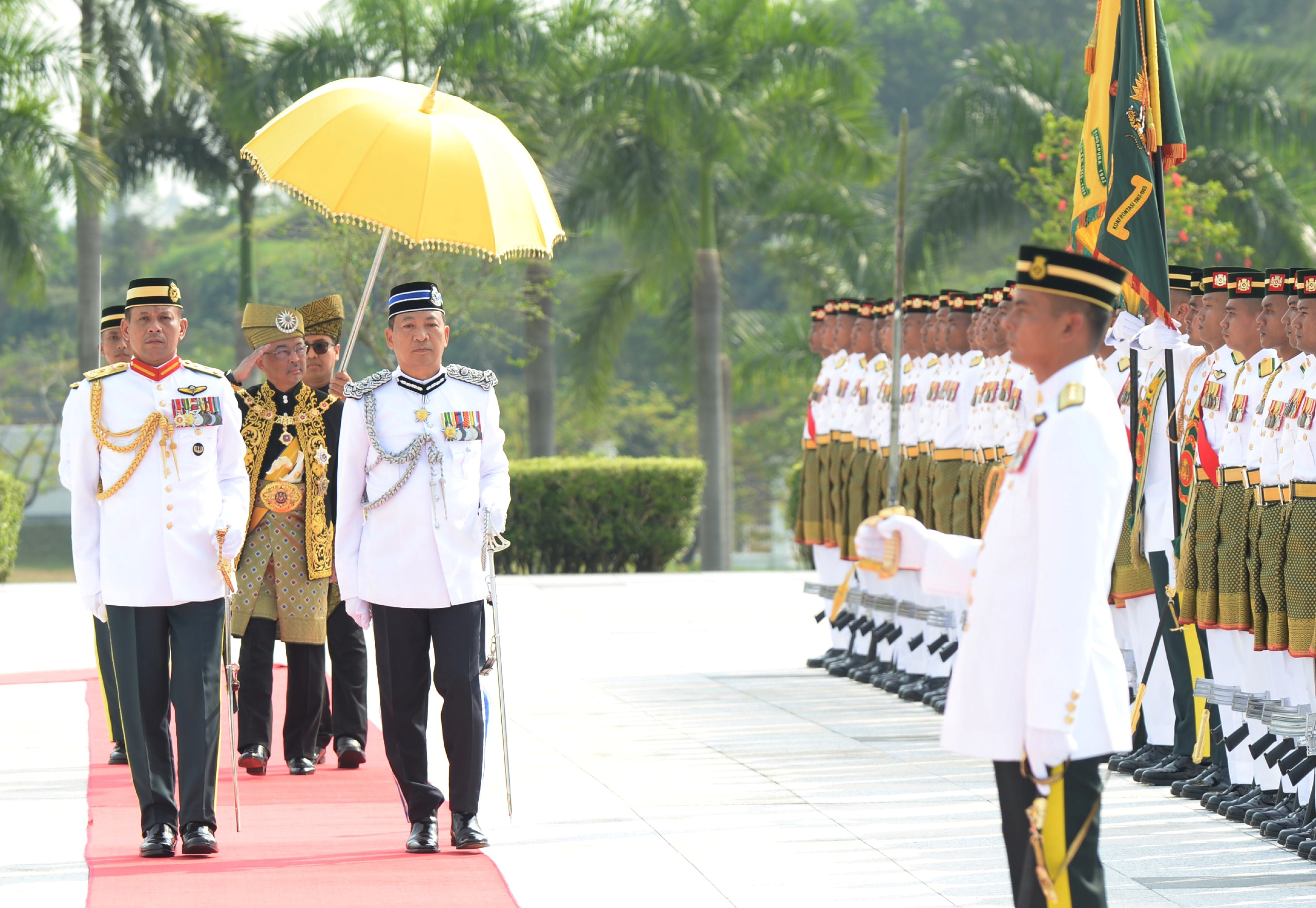 Малайзия день. Король Малайзии 2019. Монарх Малайзии. Малайзия день рождения короля.