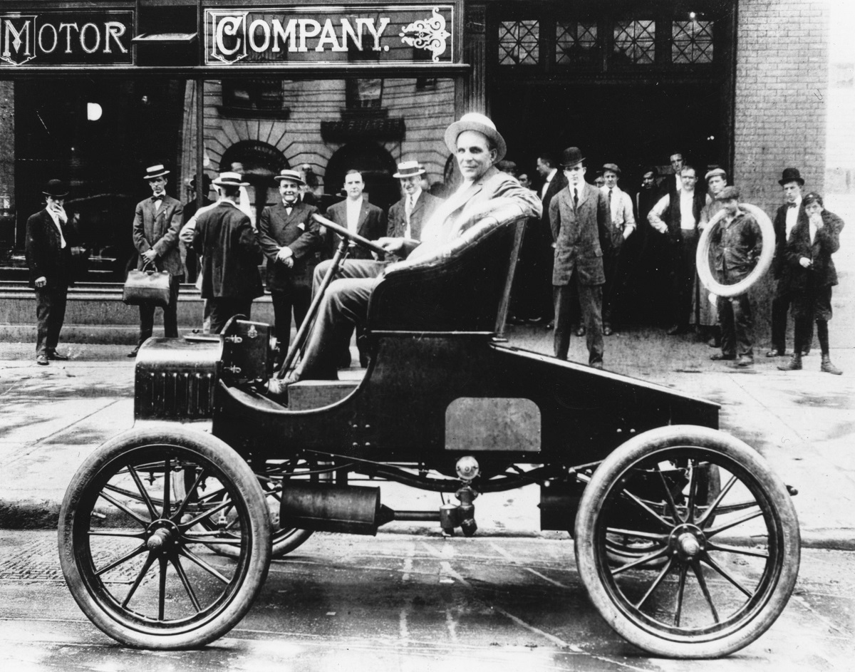 Генри Форд превратил автомобиль из средства роскоши – в средство пережвижения. Фото: Keystone Features/Getty Images
