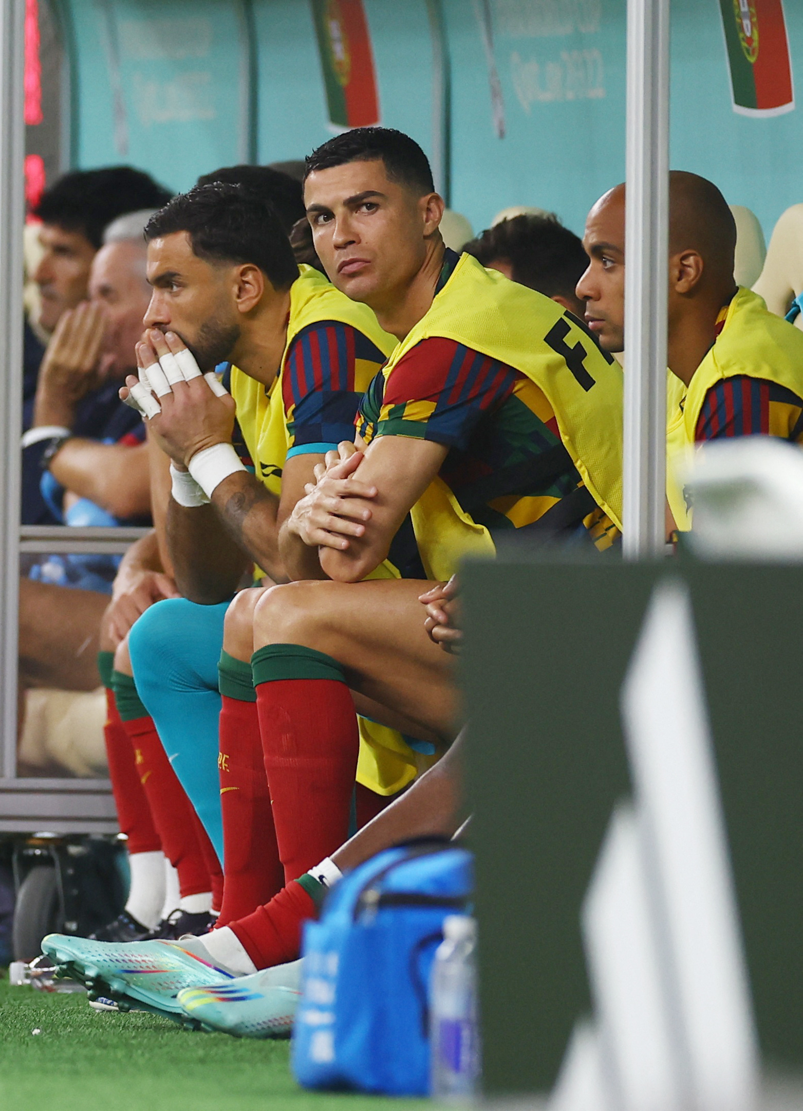 Збірна Португалії, залишивши свого лідера Роналду на лаві запасних «порвала» Швейцарію REUTERS/Kai Pfaffenbach