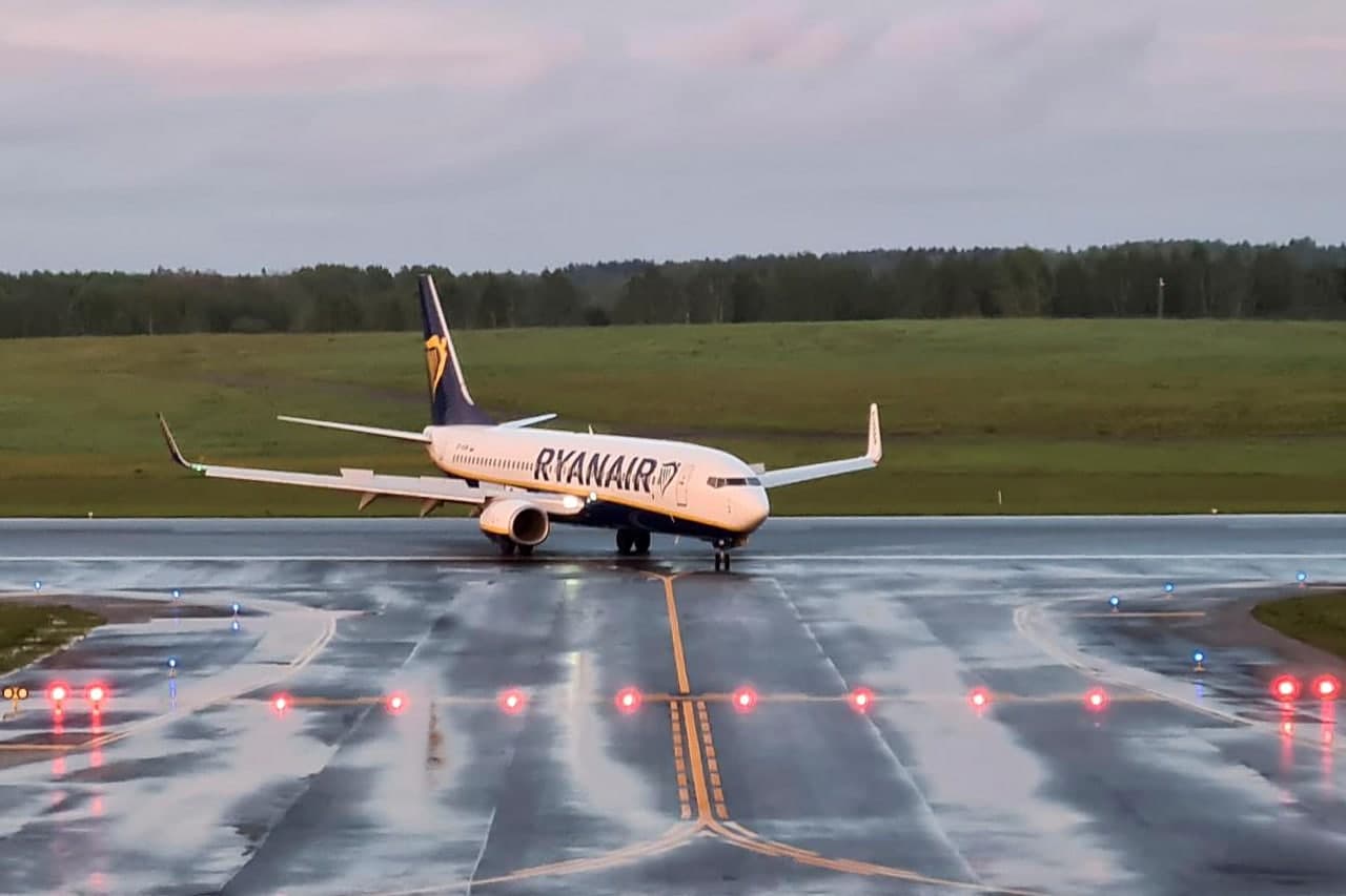 Для новый самолетов Ryanair в Украине еще пока нет достаточных условий. Фото: ФБ