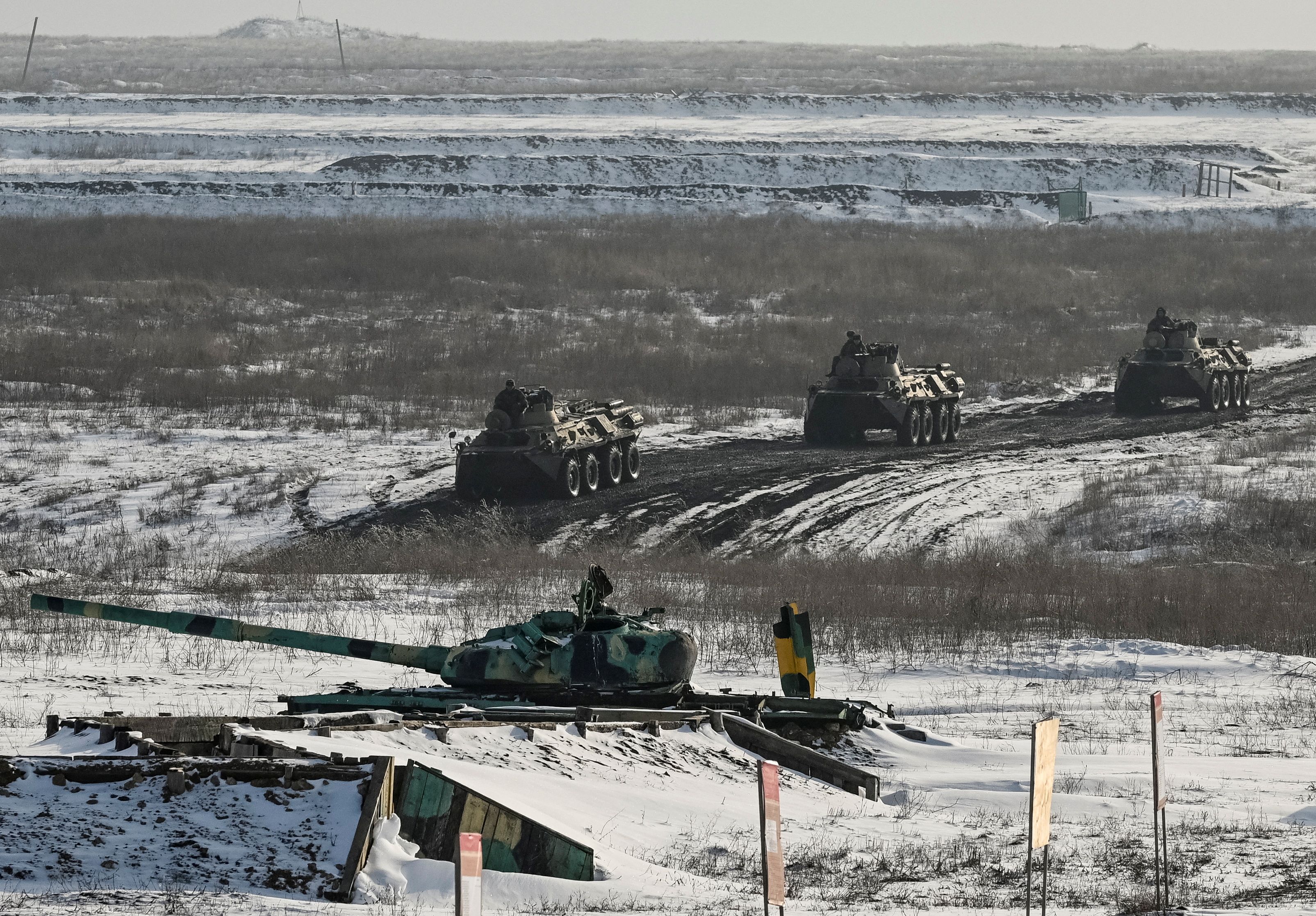 Граница февраля. Войска на границе. Российская армия на границе. Армия России учения. Войска на границе с Украиной.