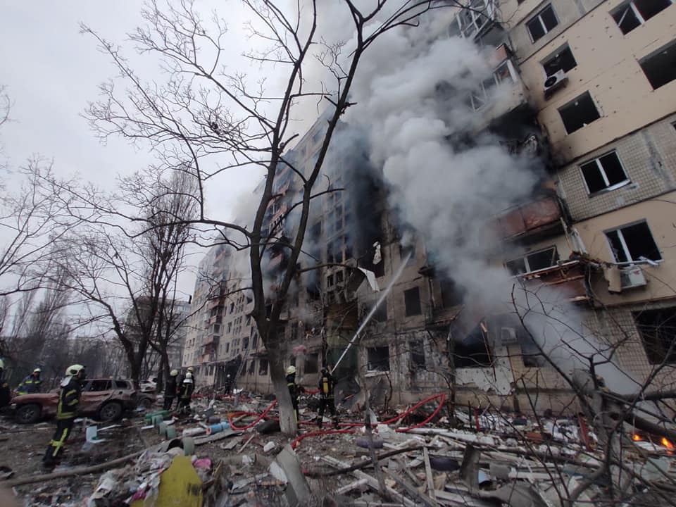 Пожар Киев. Фото: facebook.com/MNS.GOV.UA