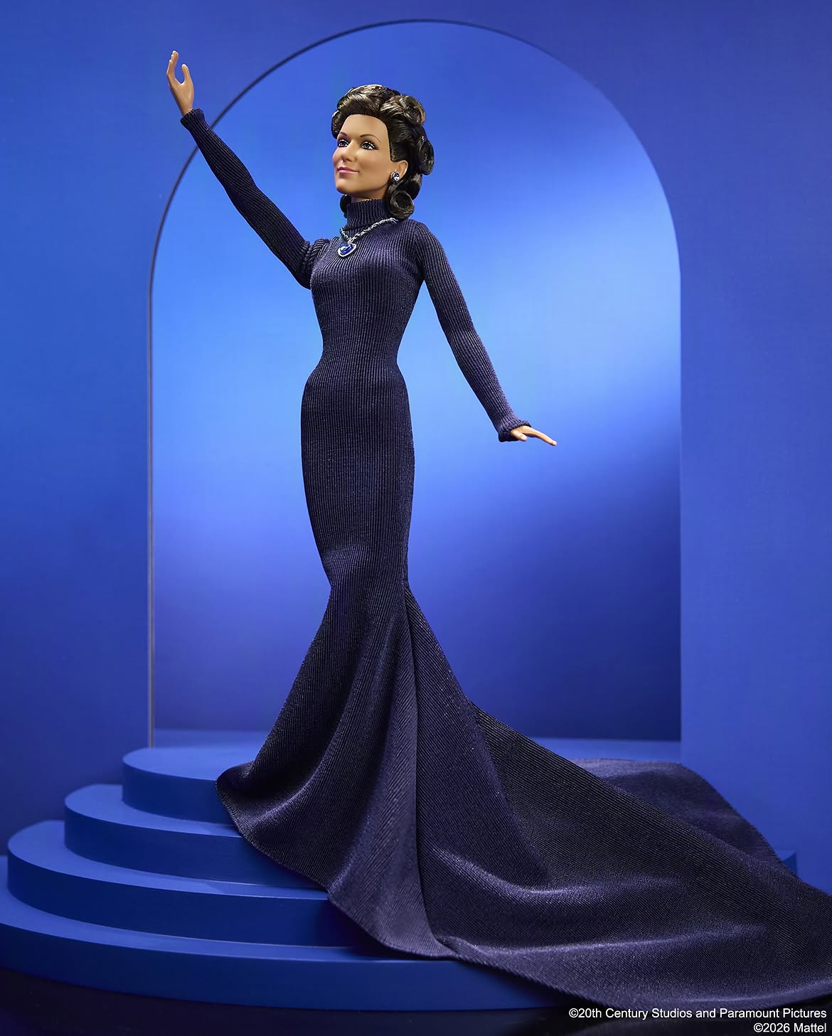 Mattel пополнил линейку Barbie Signature коллекционной куклой. Фото: instagram.com/celinedion