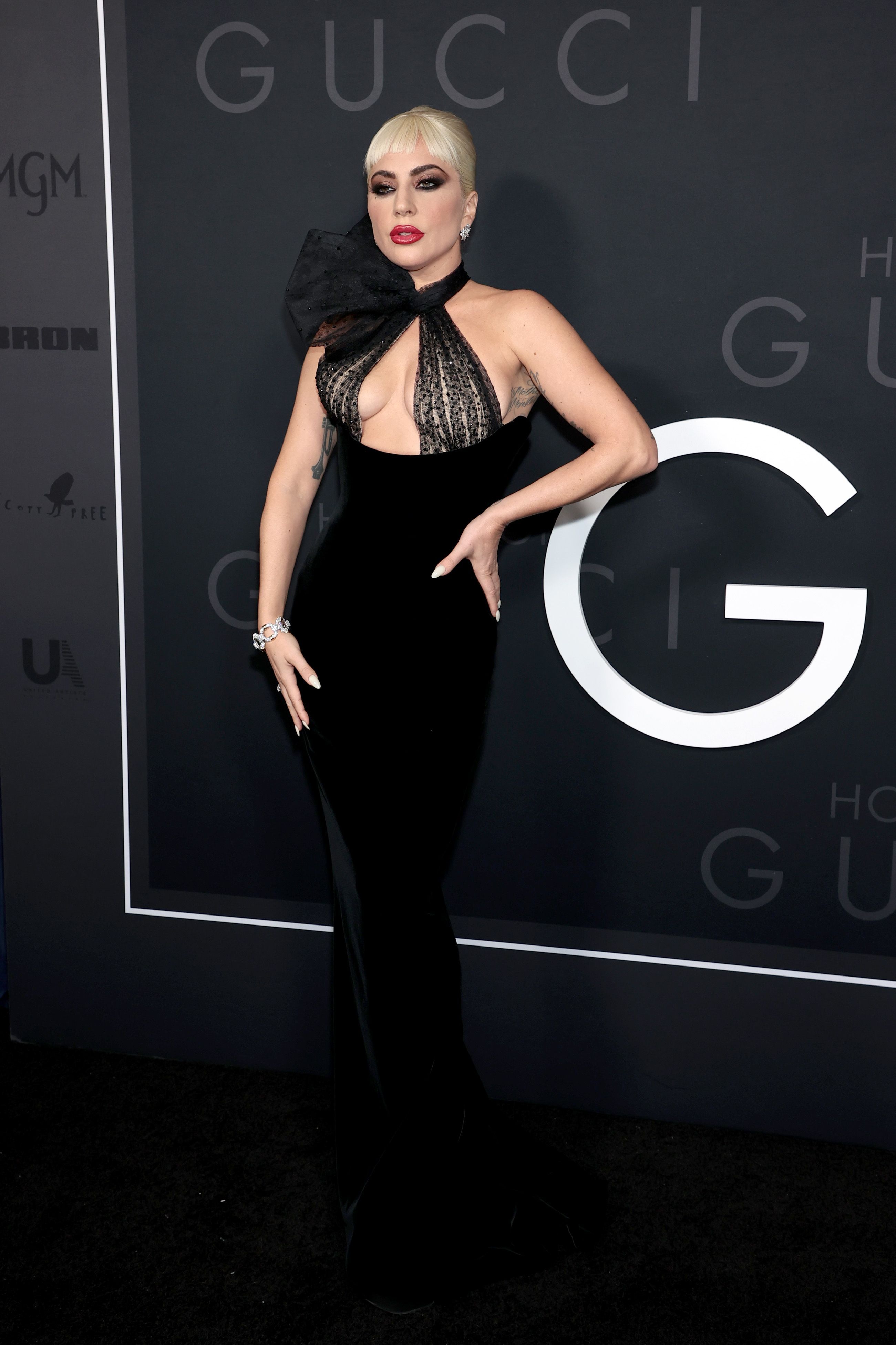 Леді Гага в Armani Privé. Фото: Getty Images