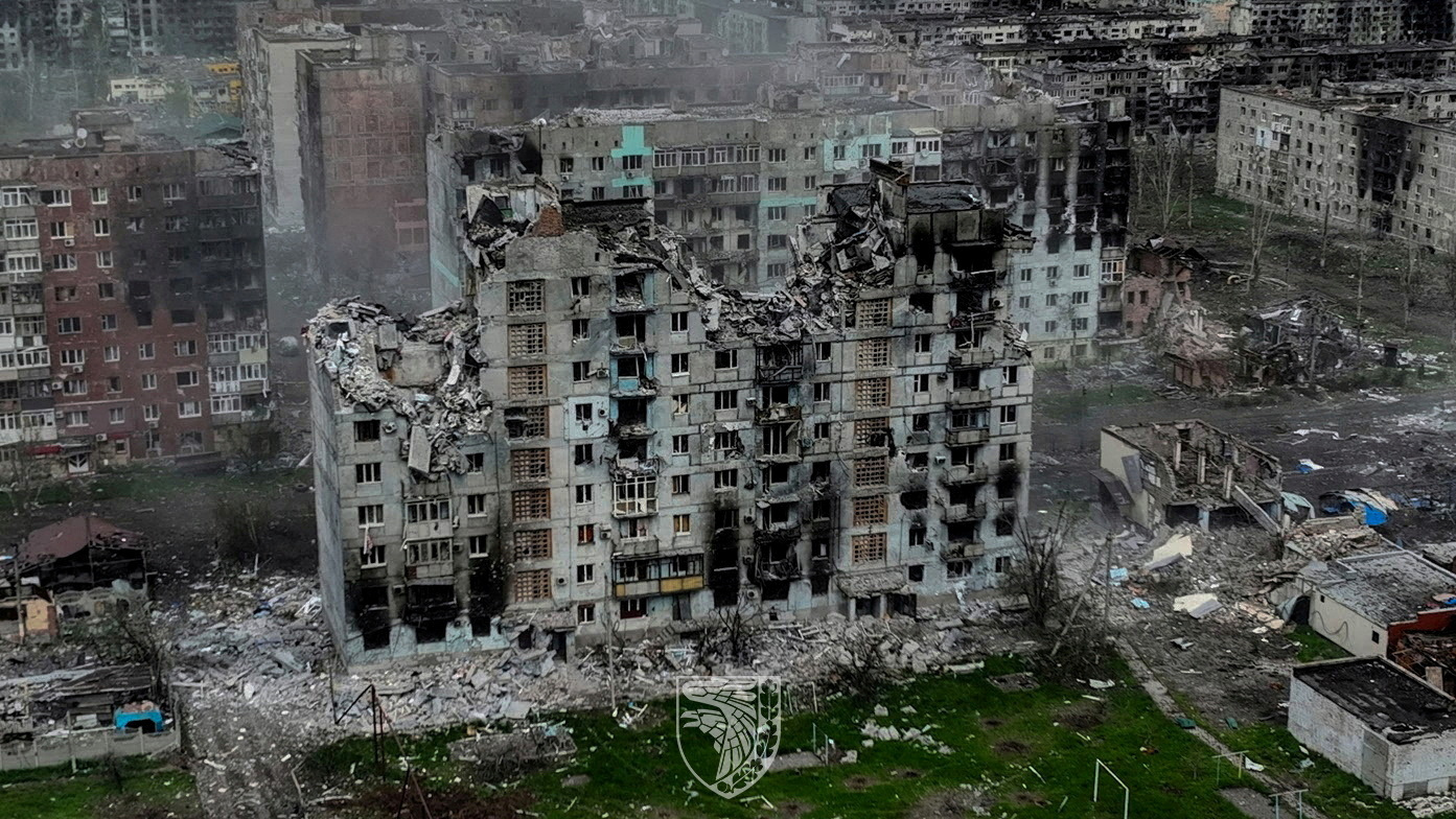 Українські міста просто стирають із лиця землі. Так сталося з Бахмутом і не лише. Фото: REUTERS