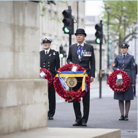 Одна із пропозицій Королівського Британського легіону – купити вінок пам'яті, а гроші передадуть ветеранам. Фото: britishlegion.org.uk