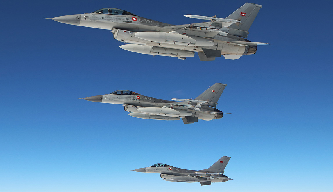 Довгоочікувані винищувачі F 16 першими має поставити нам Данія. Фото: МО Данії