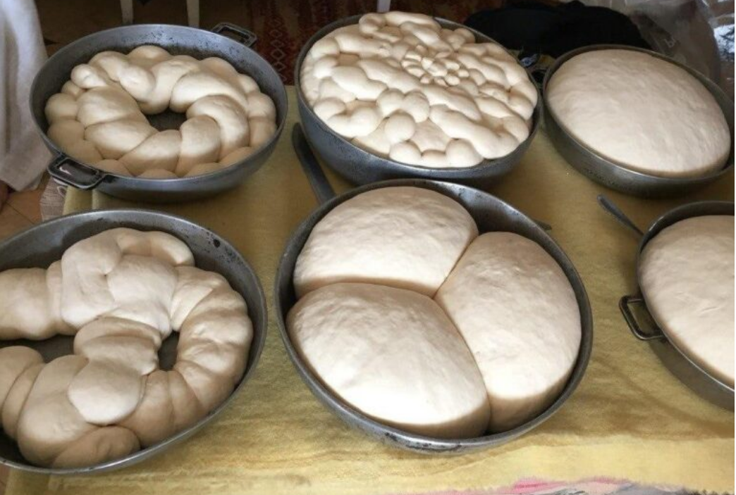 П'ять хлібів випікається із одного замісу тіста. Фото: bessarabia.ua