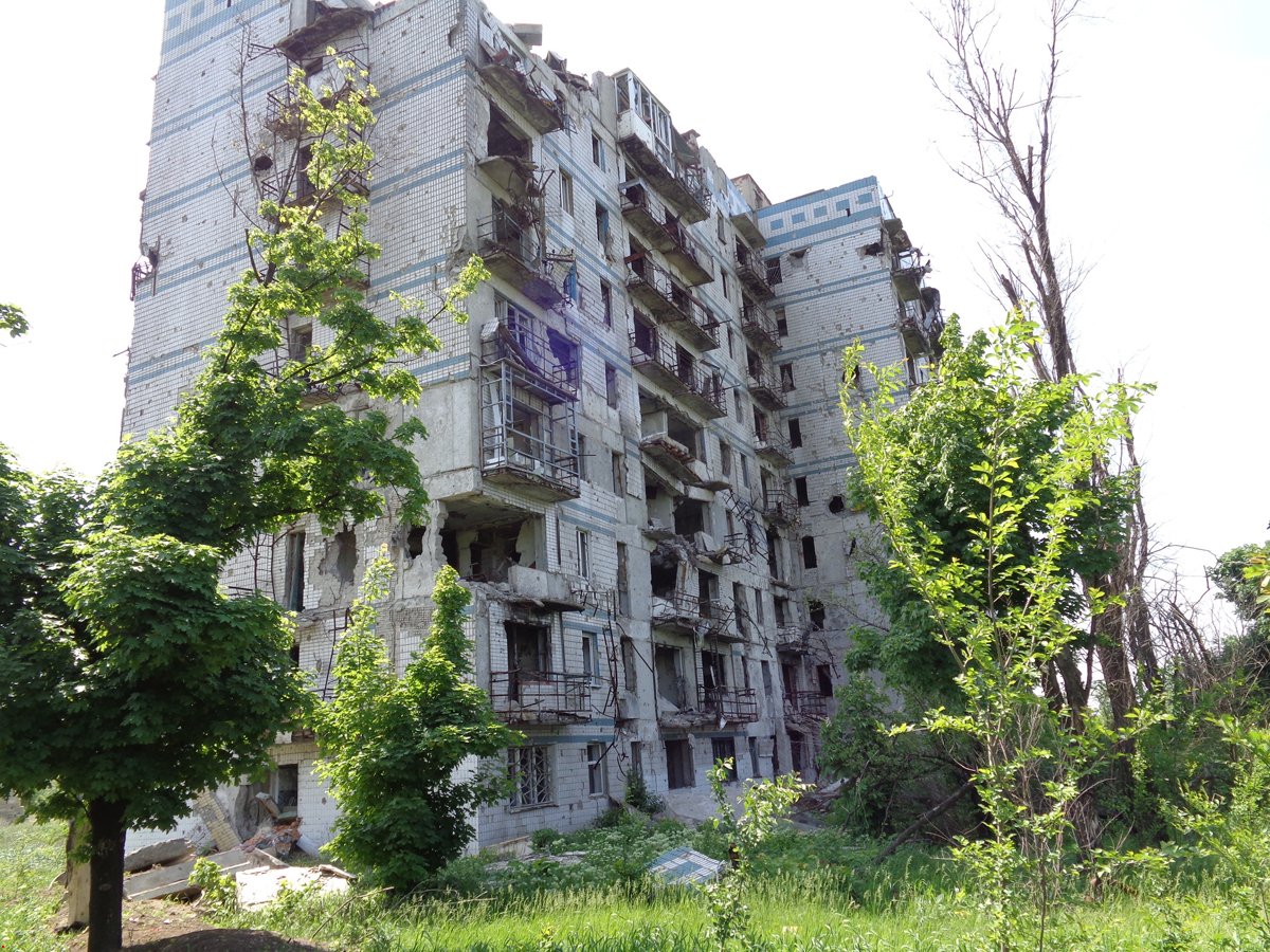 Дом на Взлетной улице в Донецке, где боевики оборудовали огневую. Фото: twimg.com