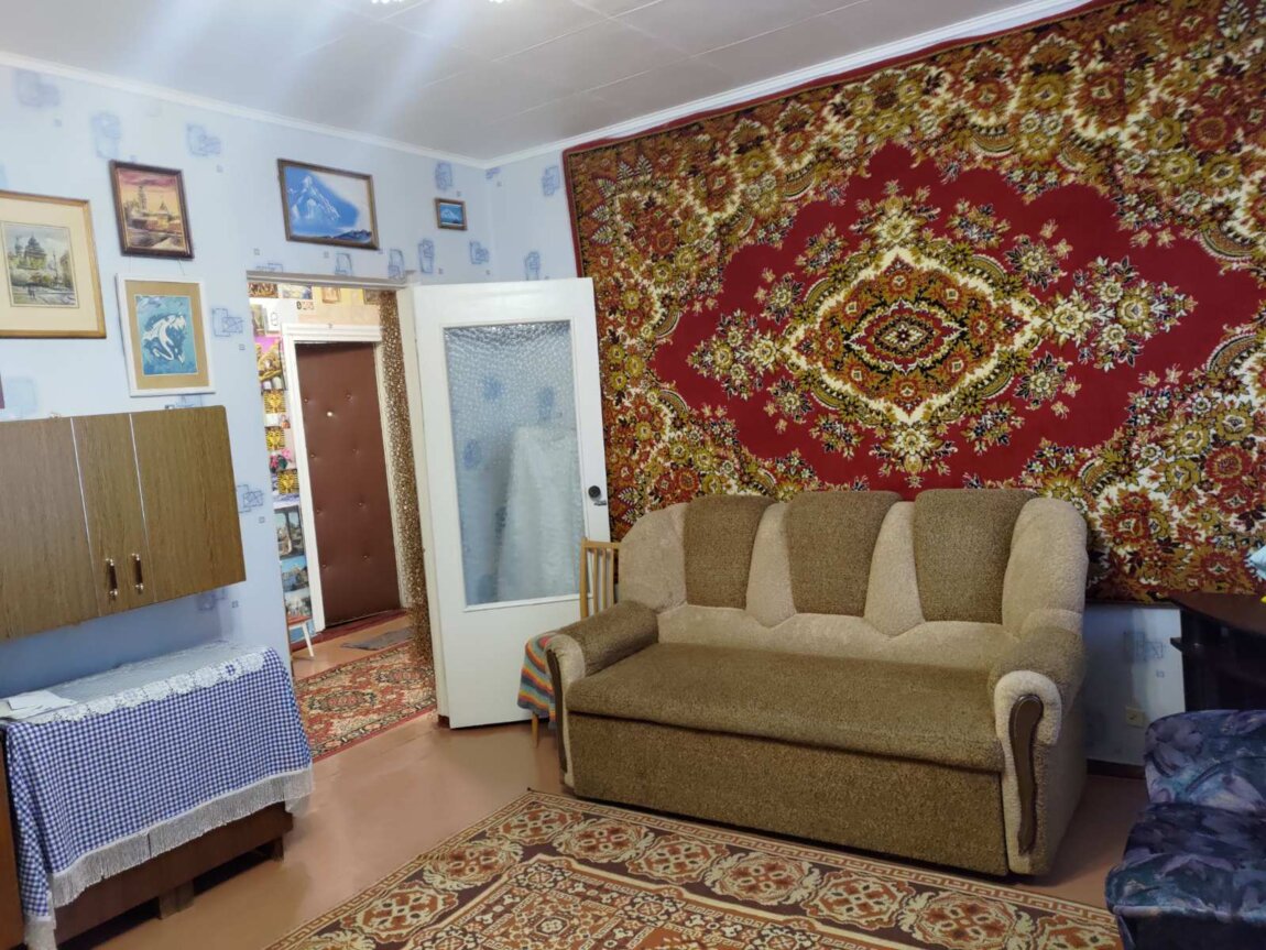 Однокімнатний «килимовий рай» коштує цілком бюджетні 3500 гривень. Фото: makler.ua