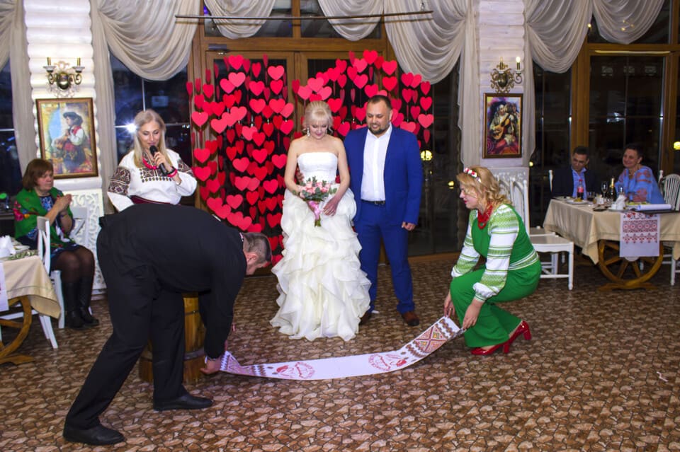 Весілля через годину після пропозиції. Фото: record.org.ua