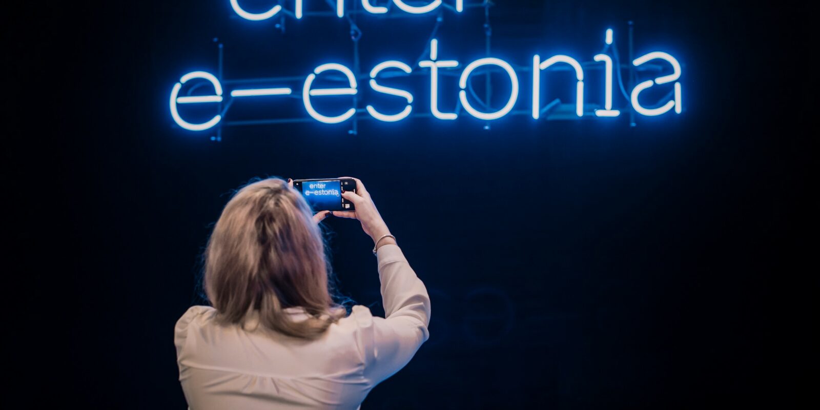 Завдяки програмі e-Estonia країні вдалося мінімізувати спілкування громадян з чиновниками. Фото: e-estonia.com