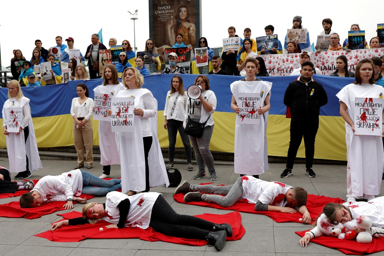Акція протесту проти вторгнення Росії в Україну у Стамбулі, Туреччина, 22 квітня 2022 року. Фото: REUTERS/Murad Sezer