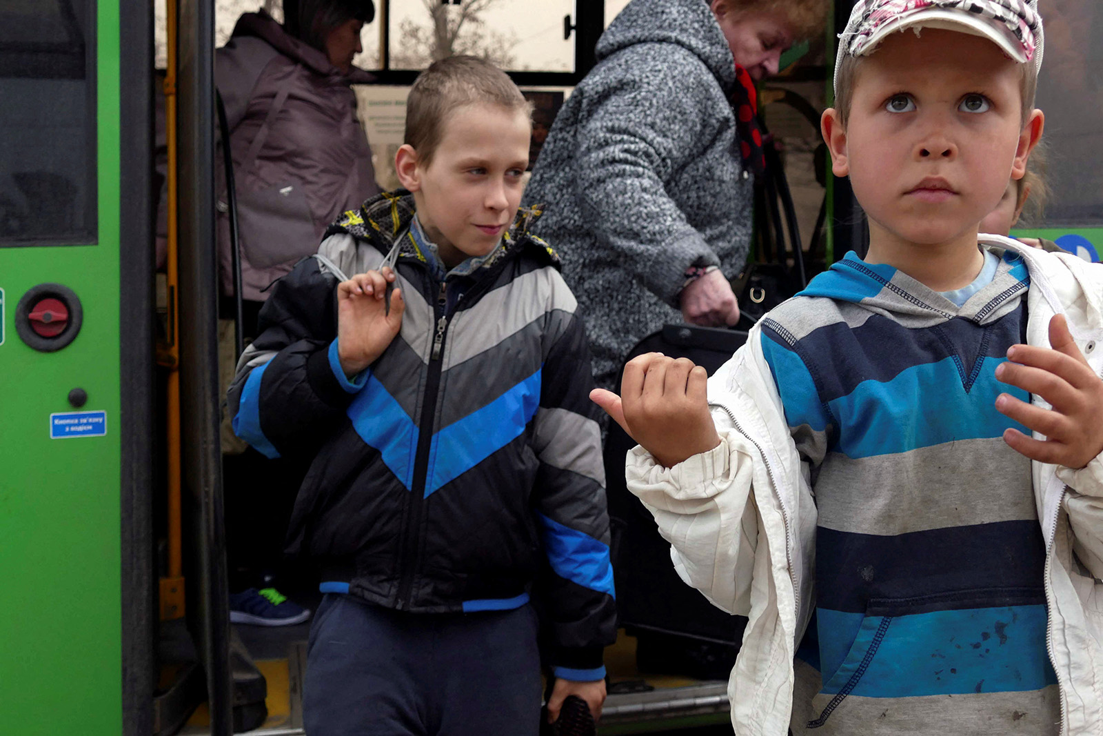 Из Украины выехало около 2 млн детей, из них – около 10 тысяч – дети-сироты. Фото: REUTERS